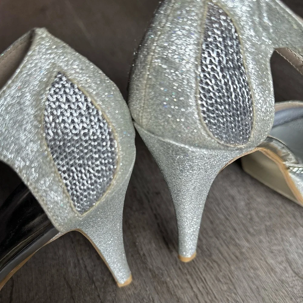 Top Moda silver platform sandal heels, women’s size 8
